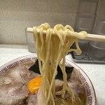 マルショーラーメン - 麺リフト