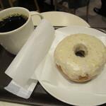スターバックスコーヒー - 料理写真:コーヒーとドーナツ