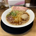 中華そば 九兵衛 - 料理写真:味玉そば(900円、斜め上から)
