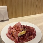 焼肉ホルモンいさむ - 