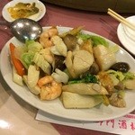 Ｅ定番ランチメニュー 清炒三鮮（イカ・海老・帆立と野菜の薄塩炒め）
