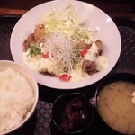 かこい - 寂しいと思うなかれ！チキン南蛮定食 680円