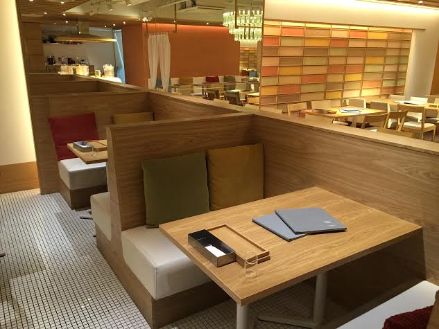 Men, Iroiro. Itsudemo, Oyatsu. Shinjuku photo 4