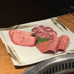 焼肉 うしみつ - 