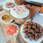 VUE MER (フェアモント東京) - 焼き菓子トロリー