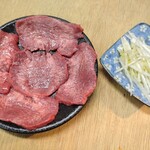 けむりや - 牛タンネギ焼塩です。