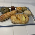 カフェヨシノ ロースタリー - カヌレとかドーナツとかベーグルとか、買いすぎだよ