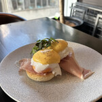 バーアンドダイニング トレント - 