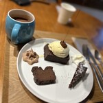 THE SMILE CHOCOLATE Cafe & - ケーキ3種盛り