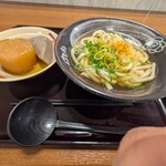 はなまるうどん - 料理写真:かけうどんとおでん