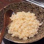 創作鉄板 粉者 - ガーリックライス