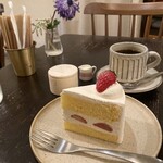 ヨウケル舎 - ショートケーキと珈琲
