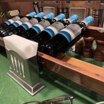 ボラーチョ - メルシャンワインの飾り棚が良い！