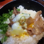 ふたみうどん研究所 - すじ丼