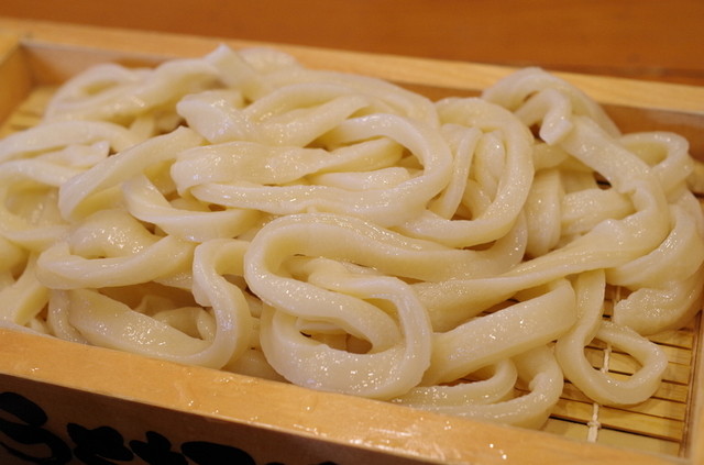 武蔵野うどん うちたて家>