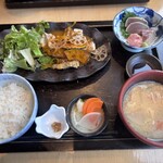 ダイナミックキッチン＆バー 響  - 