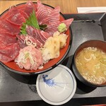 魚菜屋 - 本マグロ丼¥2,000