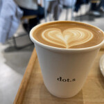 CAFE Dot.S - カフェラテ ¥680