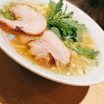 塩らー麺 本丸亭 - 