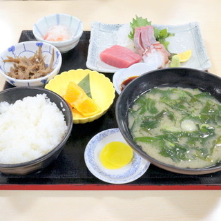 漁協食堂うずしお_1