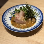 牛タンとおでんとクリスピー餃子　ひまわり［出汁］ - 