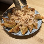 牛タンとおでんとクリスピー餃子　ひまわり［出汁］ - 