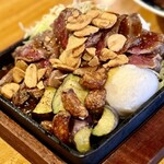 がんばれニッポン馬肉道場 馬喰ろう - ・名物！！ガーリックステーキ