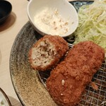 とんかつ神楽坂さくら - メンチカツの断面