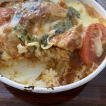創作料理 さくら - チーズ下からカレーが…
