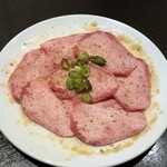 一石苑 - 塩タン