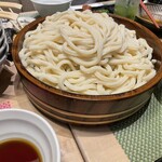 肉つけうどん うつけ 霞ヶ関飯野ビル店 - 