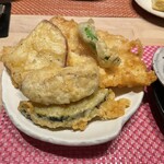 肉つけうどん うつけ 霞ヶ関飯野ビル店 - 