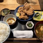 串打ちジビエと鰻串 新宿寅箱 - 