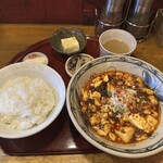 かかん 鎌倉本店 - 麻婆豆腐定食(麻婆増量)