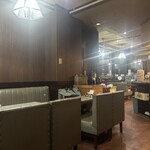 ラック - 店内