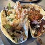 ブルー エントランス キッチン - 料理写真: