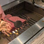 焼肉 ジャンボ - 炙って