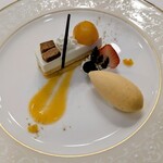 綱町三井倶楽部 - 