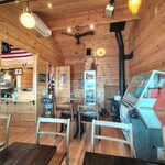 CAFE Greedy - 座席