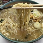 らーめん小国 - ボリュームは太だが麺は細だ