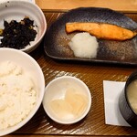 ガスト - 料理写真:焼鮭朝定食 740円