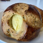 Beyzade BAKLAVA 2号店 - ハーブとクリームチーズ入り