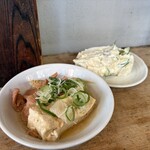 やきとり 上野文楽 - 牛もつ煮込みとポテトサラダ