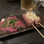 焼き鳥　もつ焼き　青山 - 