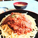 シャンティ - ミルキーなビーフを堪能できる"ミートソース"。