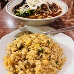 中華料理餃子の屋台 - 