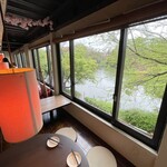 サブライム - 店内