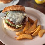 バーガーマニア 恵比寿店 - ブルーチーズバーガー