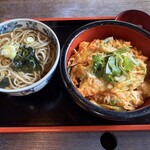 かりん亭 - ランチの親子丼セット