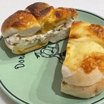 バックシュトゥーベ ツオップ - 贅沢チーズベーグルサンド